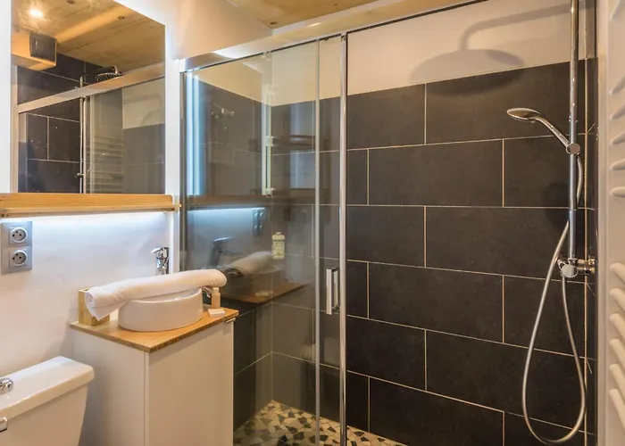 Rothschild - Garage - Welkeys * Megève